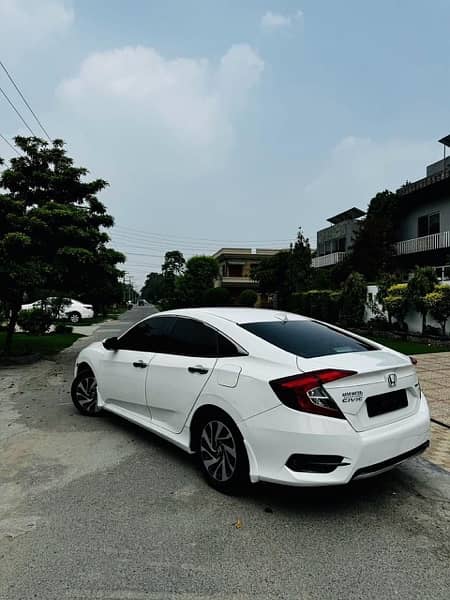 Honda Civic Oriel 2017 3