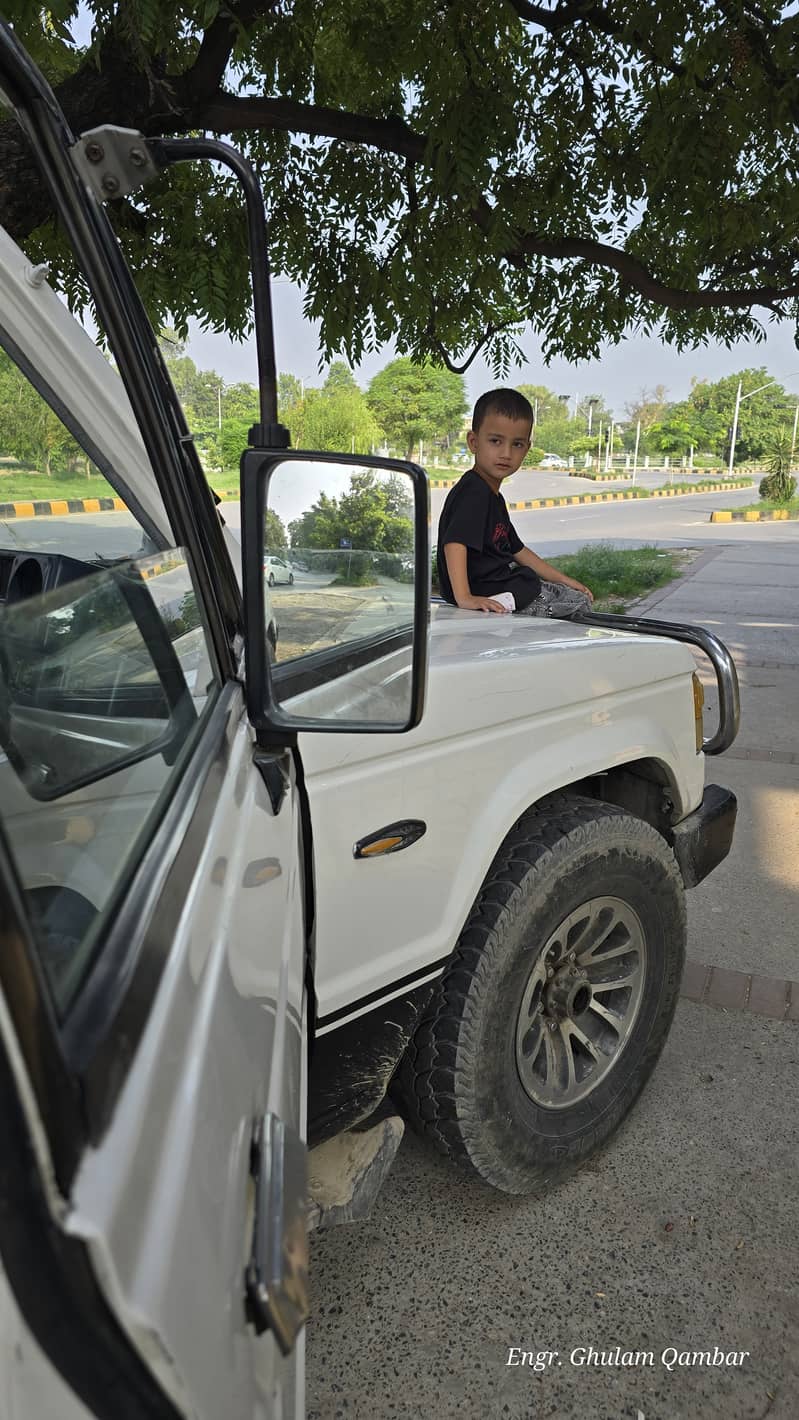 Mitsubishi Pajero 1988 imprted in 1999 12