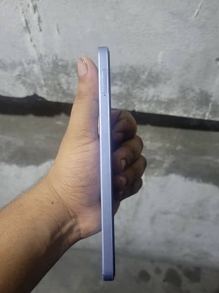 OPPO Reno 11 f 8/256     10 of 10 condition 4