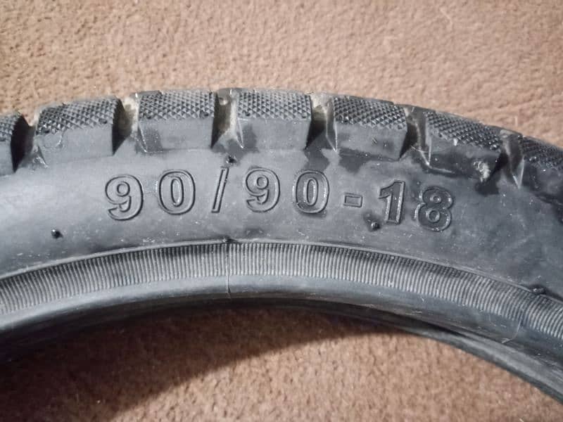 suzuki 150 tyre with tube new 4