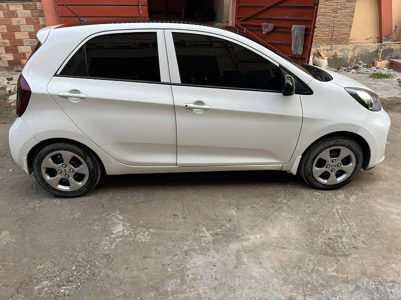 KIA Picanto 2021 11