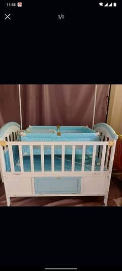 baby cot