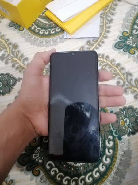 realme C35 1