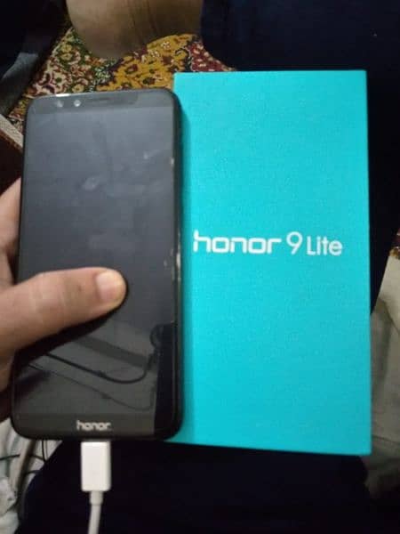 Huawei nonor 9 lite 3