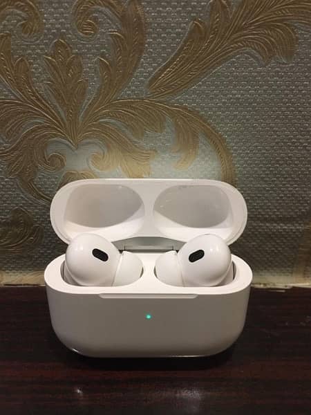 AirPods Pro (12 month warranty) 3