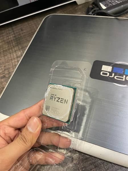 AMD Ryzen 5 1500x Processor with Box 3