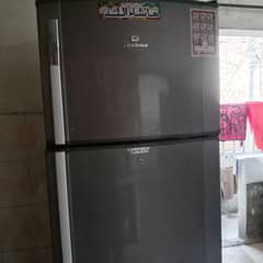 dawlance refrigerator for sale condition 10/8.9 full size ha