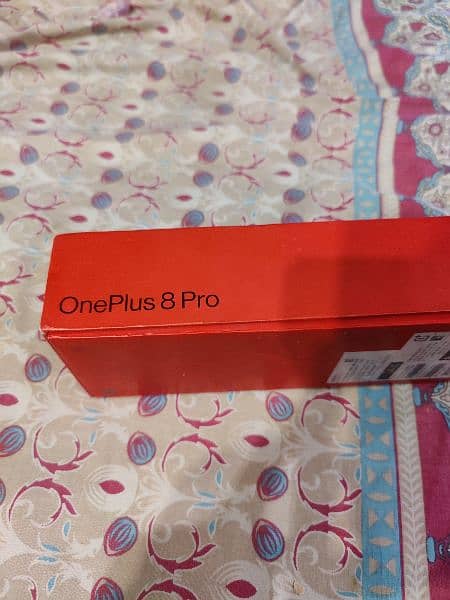 OnePlus 8 pro official pta approved only lines in panel 7