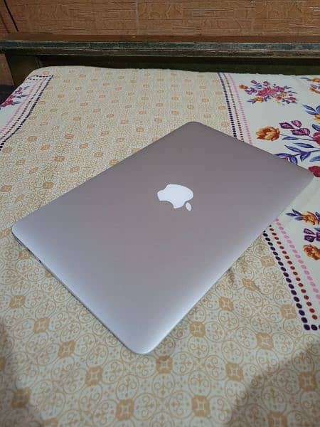 MacBook Air 2015 i7 - 512GB SSD, 8GB RAM - Excellent Condition 2