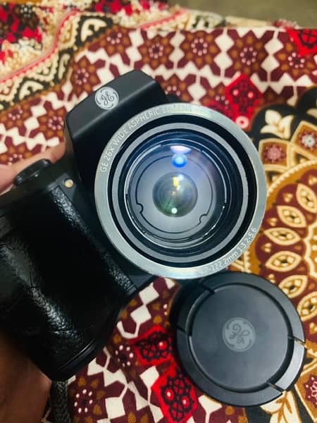 DSLR camera (GE x2600) good condition 2