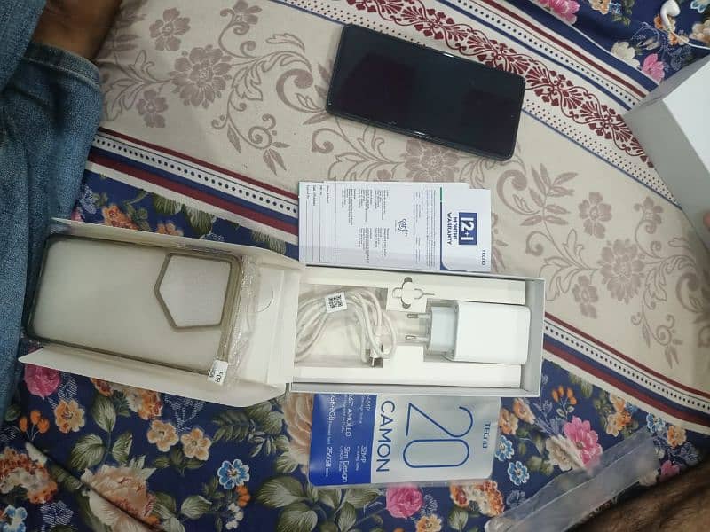 tecno camon 20 pro 8/256gb 10