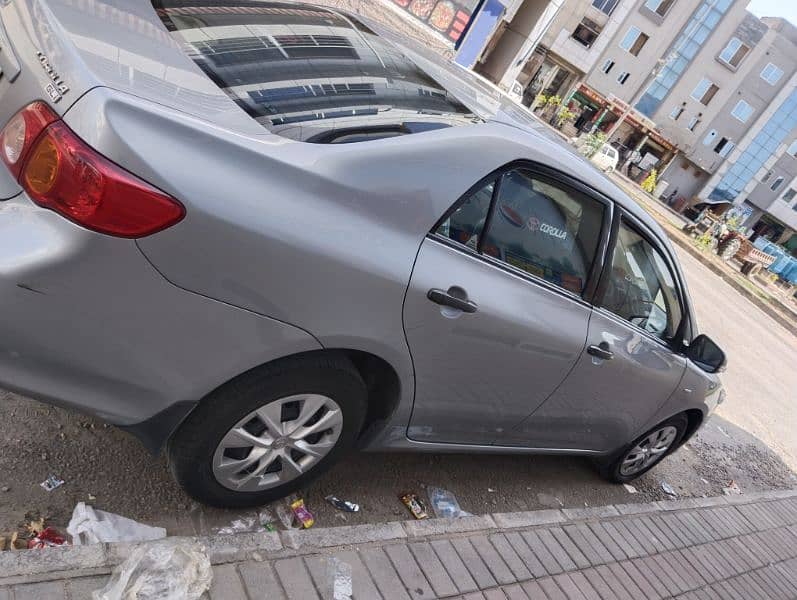 Toyota Corolla GLI 2010 4