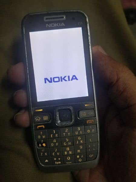 Nokia E55,1100 0