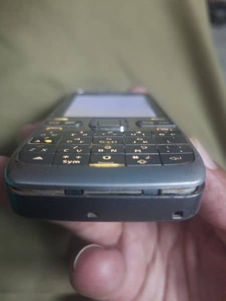 Nokia E55,1100 4