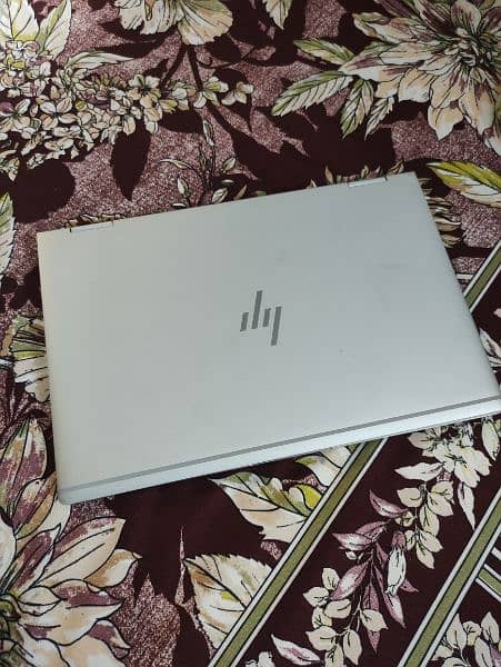 HP EliteBook x360 1030 G3 1