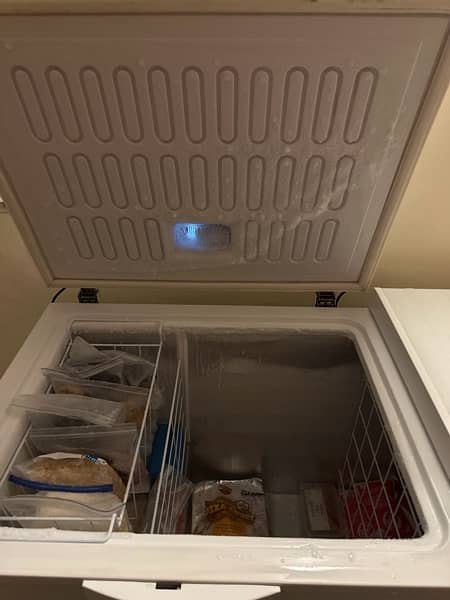 waves double door freezer wdf318 4