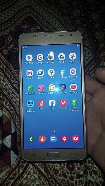 Samsung J7core 2