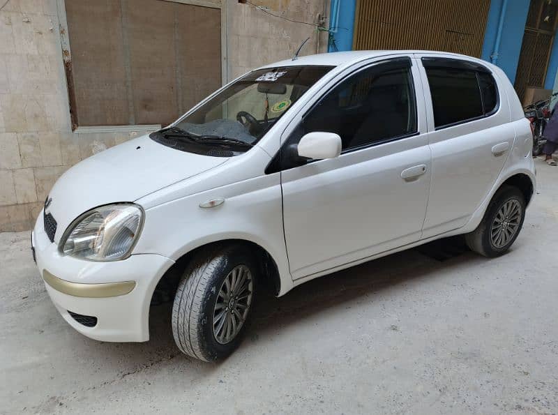 Toyota Vitz 1000cc 12