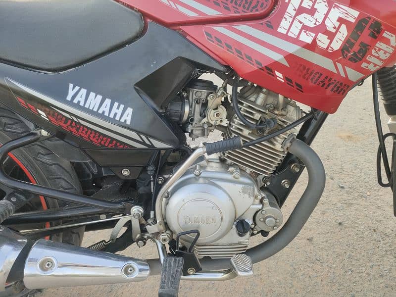 Yamaha YBR 125 G 6