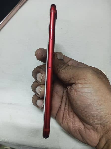 iPhone 7 128GB Red PTA Approved 2