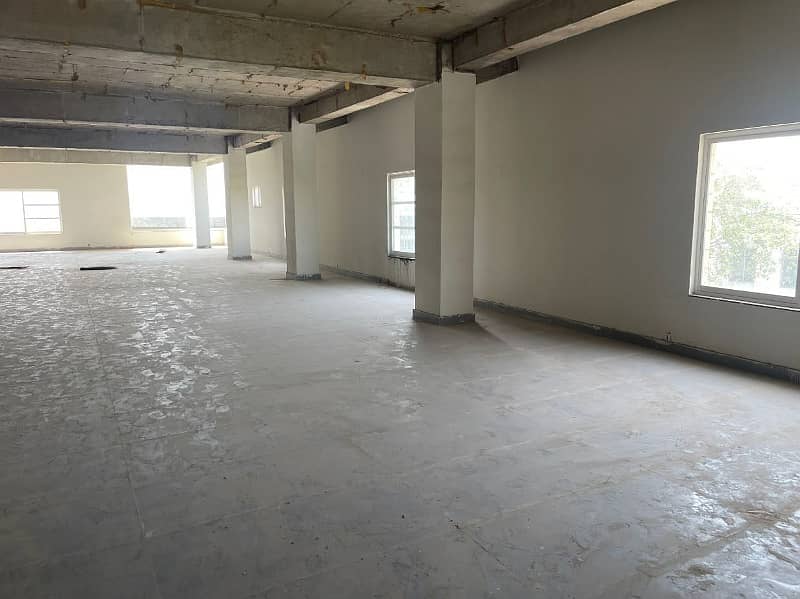 10 MARLA SILENT OFFICE SPACE FOR RENT IN FAISAL TOWN NEAR IDEAL LOCATION OF JINNAH HOSPITAL 8