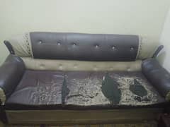 5 seater sofa hai seat thori kharab hai baqi back bilkul thek hai