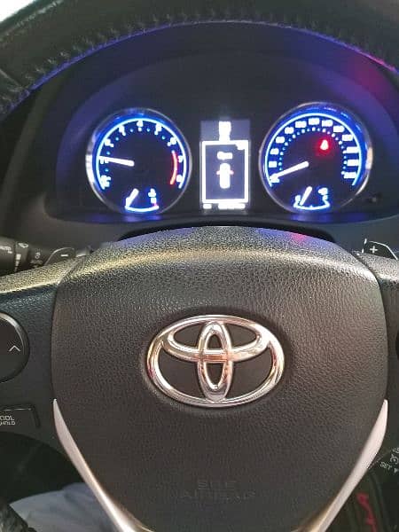 Toyota Corolla grande 2019 7