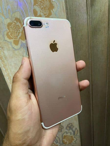 I phone 7 plus 128gb 1