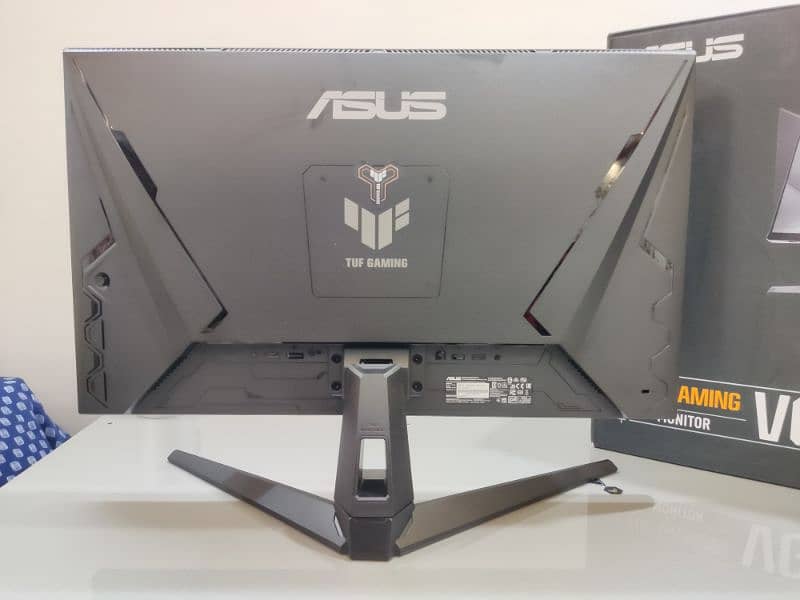 Asus Tuf gaming Monitor ( VG27AC1A ) 4