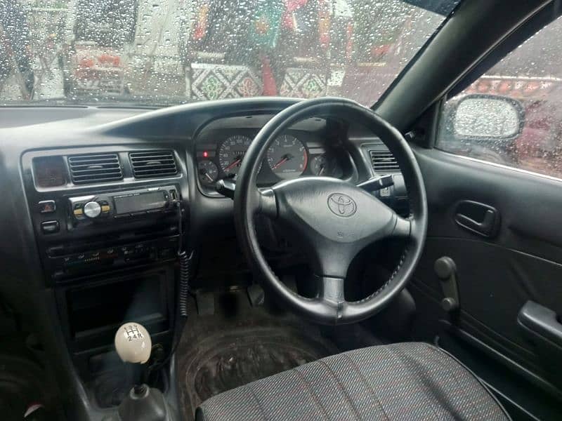 Toyota Corolla XE 1998 9