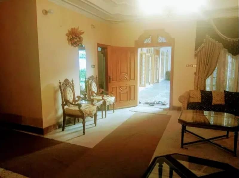 Exclusive Fully Furnished Villa For Short Term Rent 16