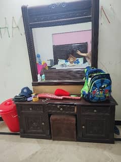 Dressing table with side table