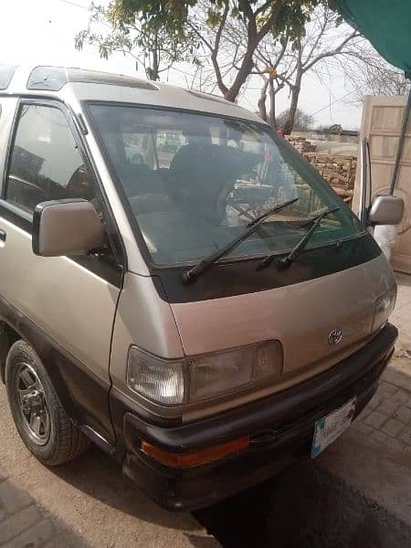 Toyota Lite Ace 5