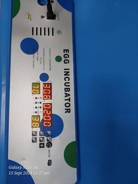 yiwan imported full automatic incubator , 6