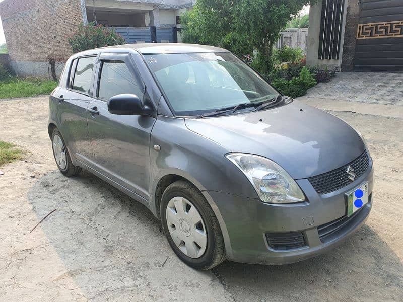 Suzuki Swift 2012 in excellent condition 7