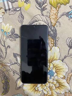 I'm selling my realme c12