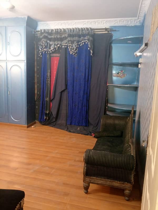 1 KANAL UPPER PORTION FOR RENT IQBAL TOWN 6