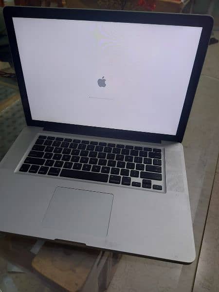 Mac Book Pro 1