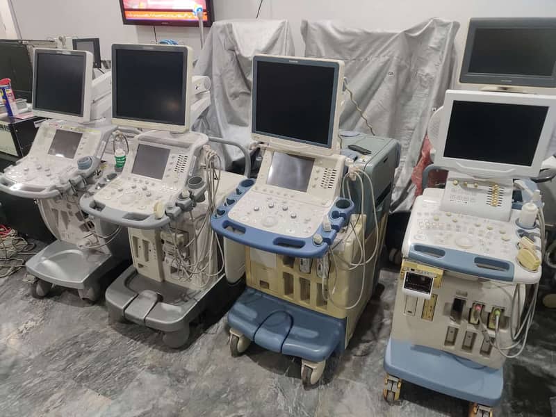 COLOR DOPPLER AND GREY SCALE ULTRASOUND AVAILABLE. 03179711119 1