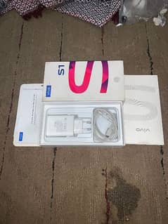 vivo s1 4gb ram /128gb rom condition 10/9. blu color 03367163180