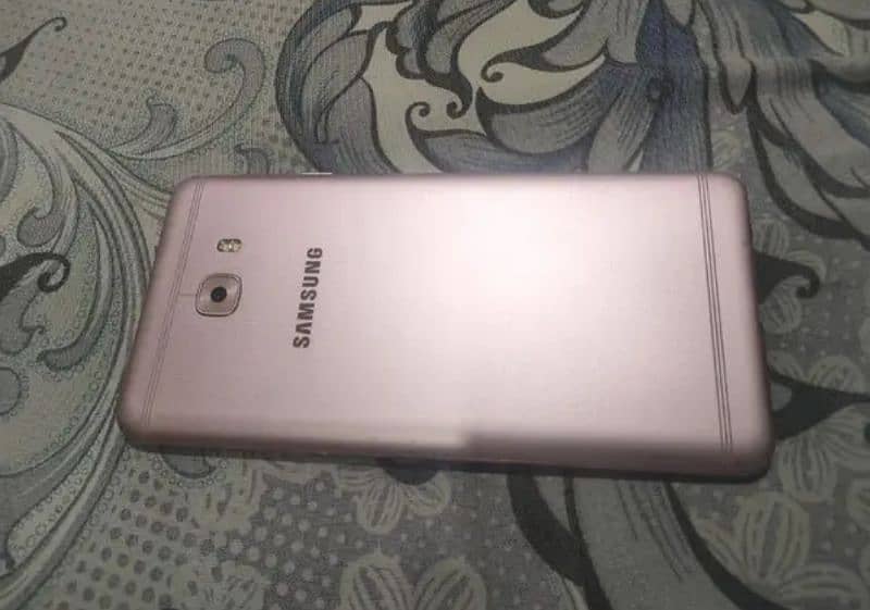 Samsung Galaxy C9 Pro  6/ 64GB 1