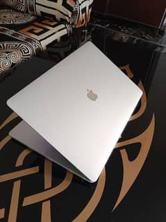 MacBook pro 2019, 16"inch Core_i7, (16/512 SSD)