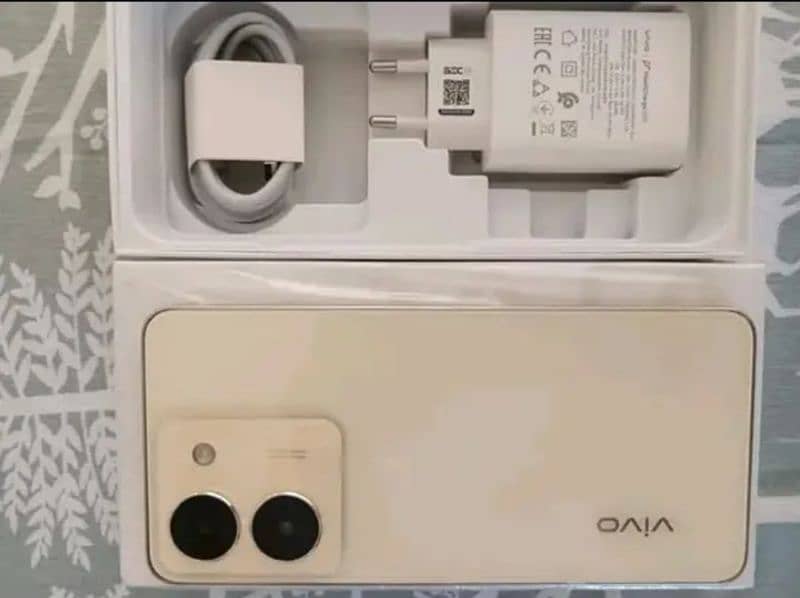 Vivo Y36 Gold Colour 0