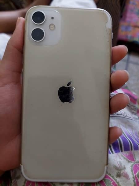 iphone 11 white colour jv 91 health with box 6