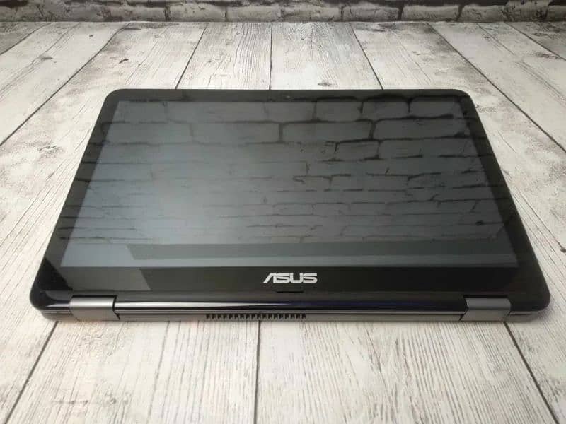 Asus Laptop 6th Generation 8GB Ram 128 SSD+500GB HDD 15.6" touchscreen 2