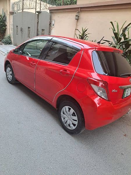 Toyota Vitz 2013 2