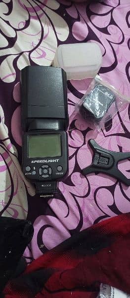 camera flash gun 2