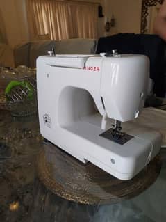 Box Packed Sewing Machine Singer ZZ-8280 with Accessories