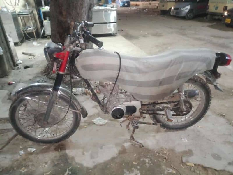 Honda 125 88 Karachi 1