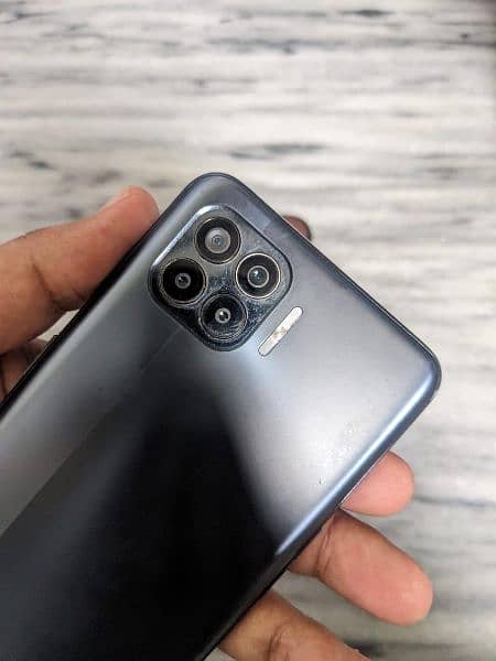 OPPO F17 PRO 1